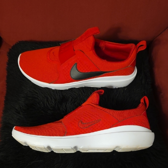 Nike Other - Nike Men's AD Comfort University Red  Slip-On Sneakers
